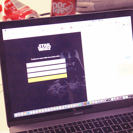 2015 HETIC H2 l'équipe de Nans Thomas en phase de test de leur site Star Wars 