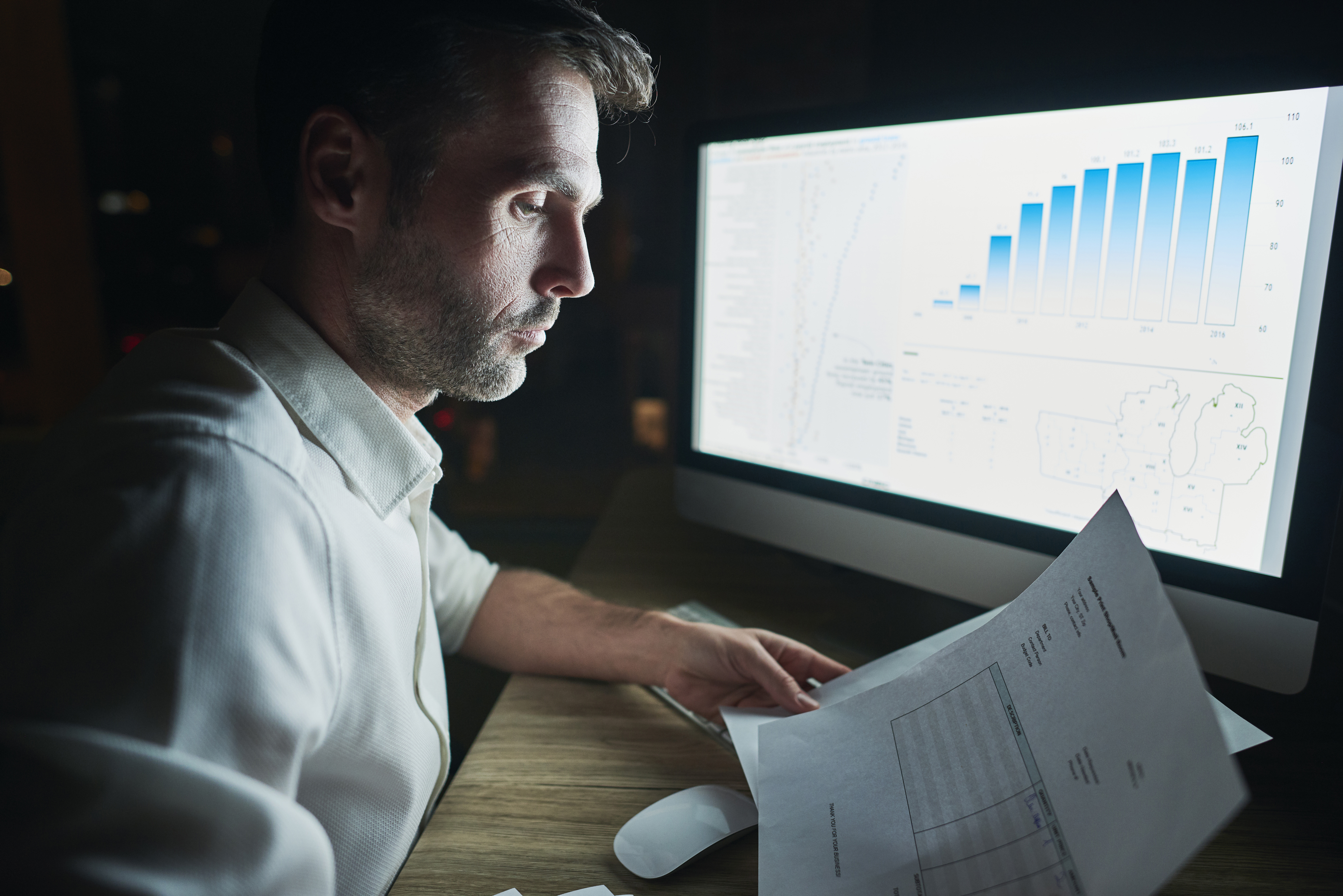 Data Strategist vs Data Analyst Data Strategist vs Data Analyst