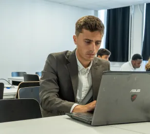 Etudiants HETIC