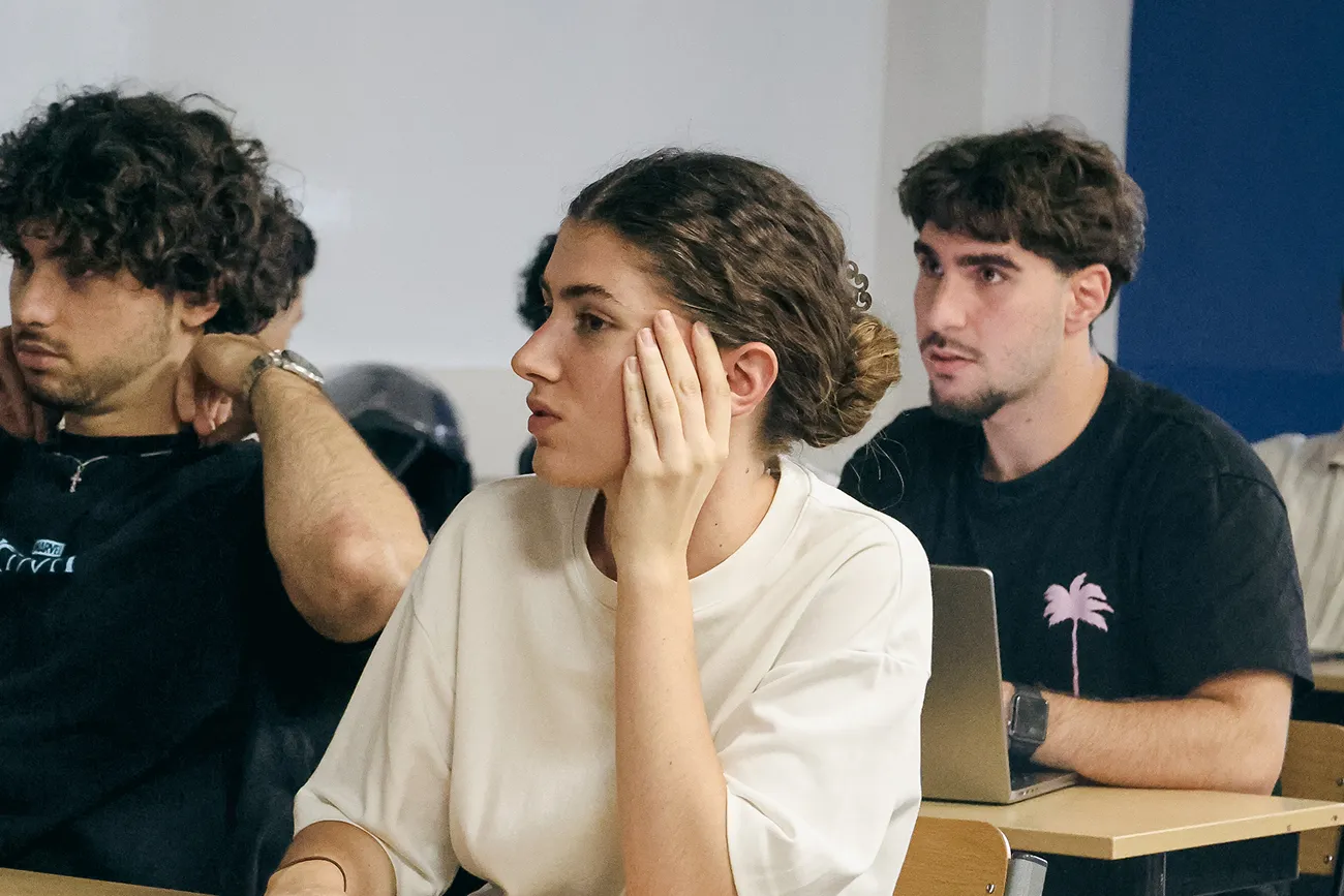 Etudiants de Bachelor en Cours d'UX Design à HETIC